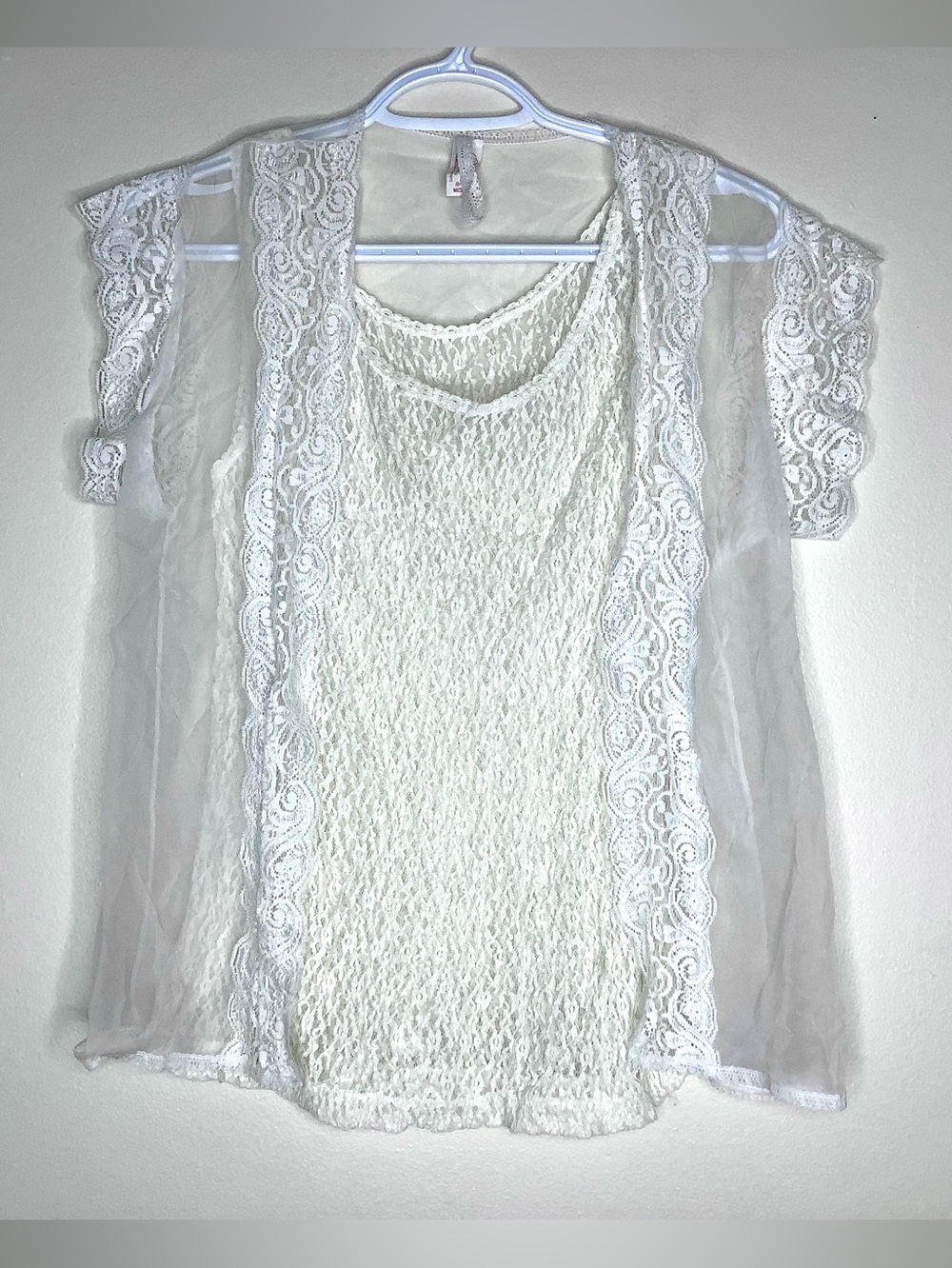 < Vintage Alana Gale Intimates Lace Tank Top and Cover Up Size Medium >